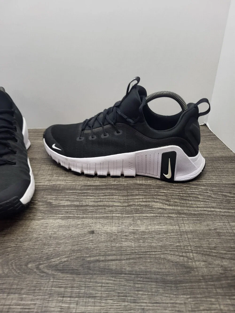 Nike Free Metcon 6 Black White Training Gym Shoes FJ7126-001 Women's Size 9